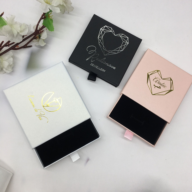 50 adet Lüks Özel Logo Gül Des - Box Bag Rigid incelemesi ve fiyatı